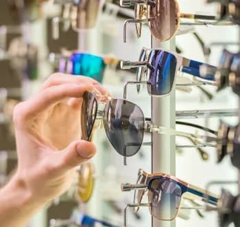 Eyewear Retailer Transformation